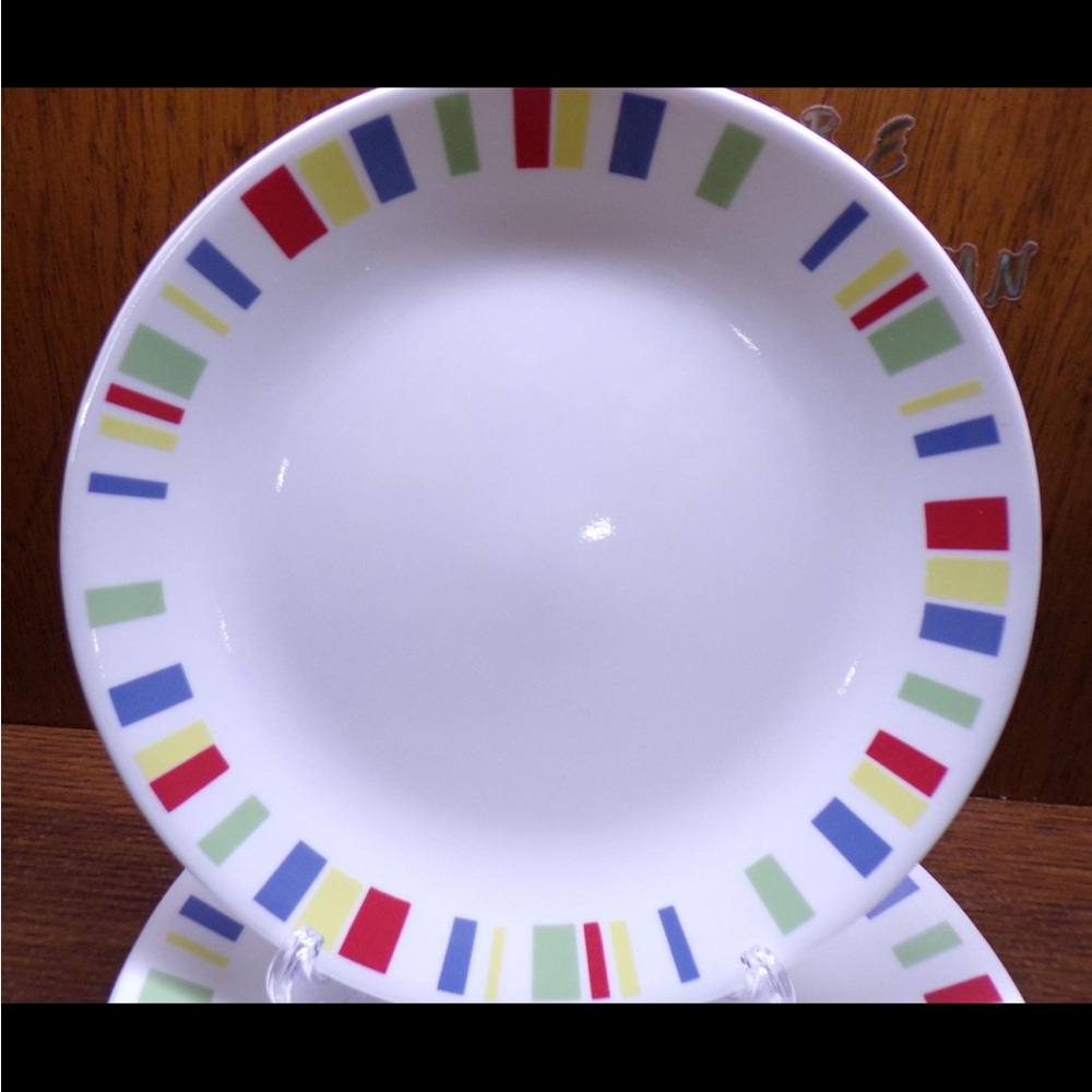 Corelle Vintage Memphis Colorful Geometric Dinner Plate